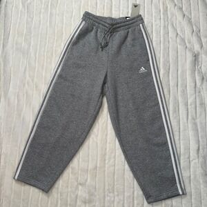 Adidas Women's XS Gray 3 Stripe Fleece Cropped Pants Sweatpants NWT‎
